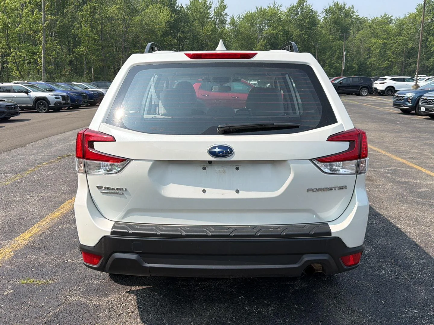 Used 2022 Crystal White Pearl Subaru  image 8