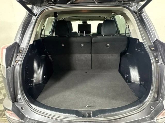Used 2017 Gray Toyota XLE image 19