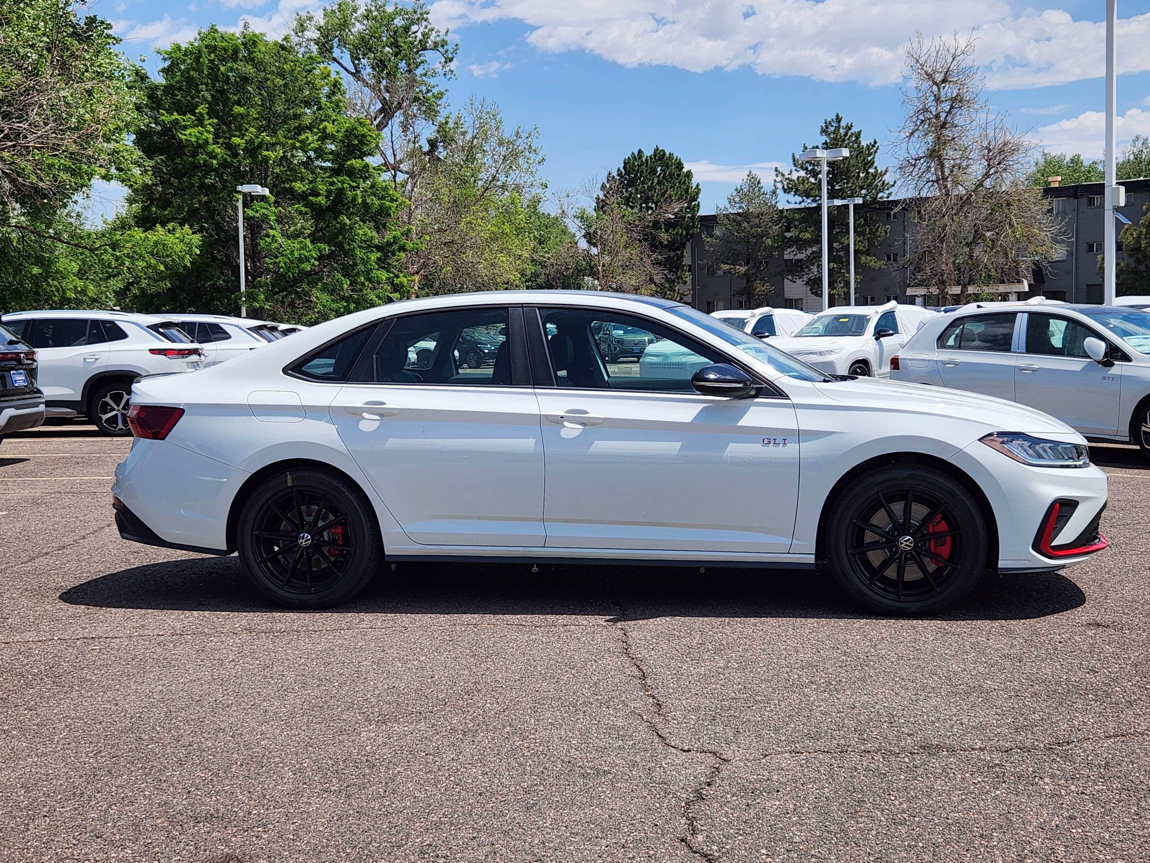New 2026 White Volkswagen 2.0T Autobahn image 4
