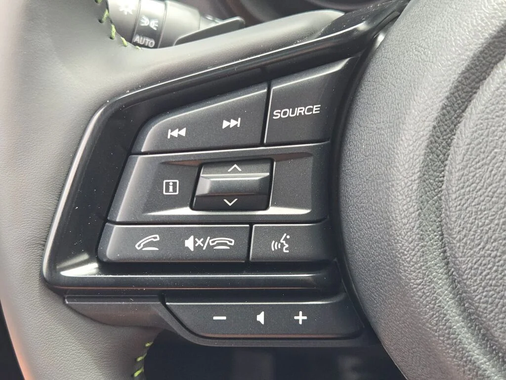 New 2026 AUTUMN GREEN METALLIC Subaru Onyx Edition Touring 7-Passenger image 31