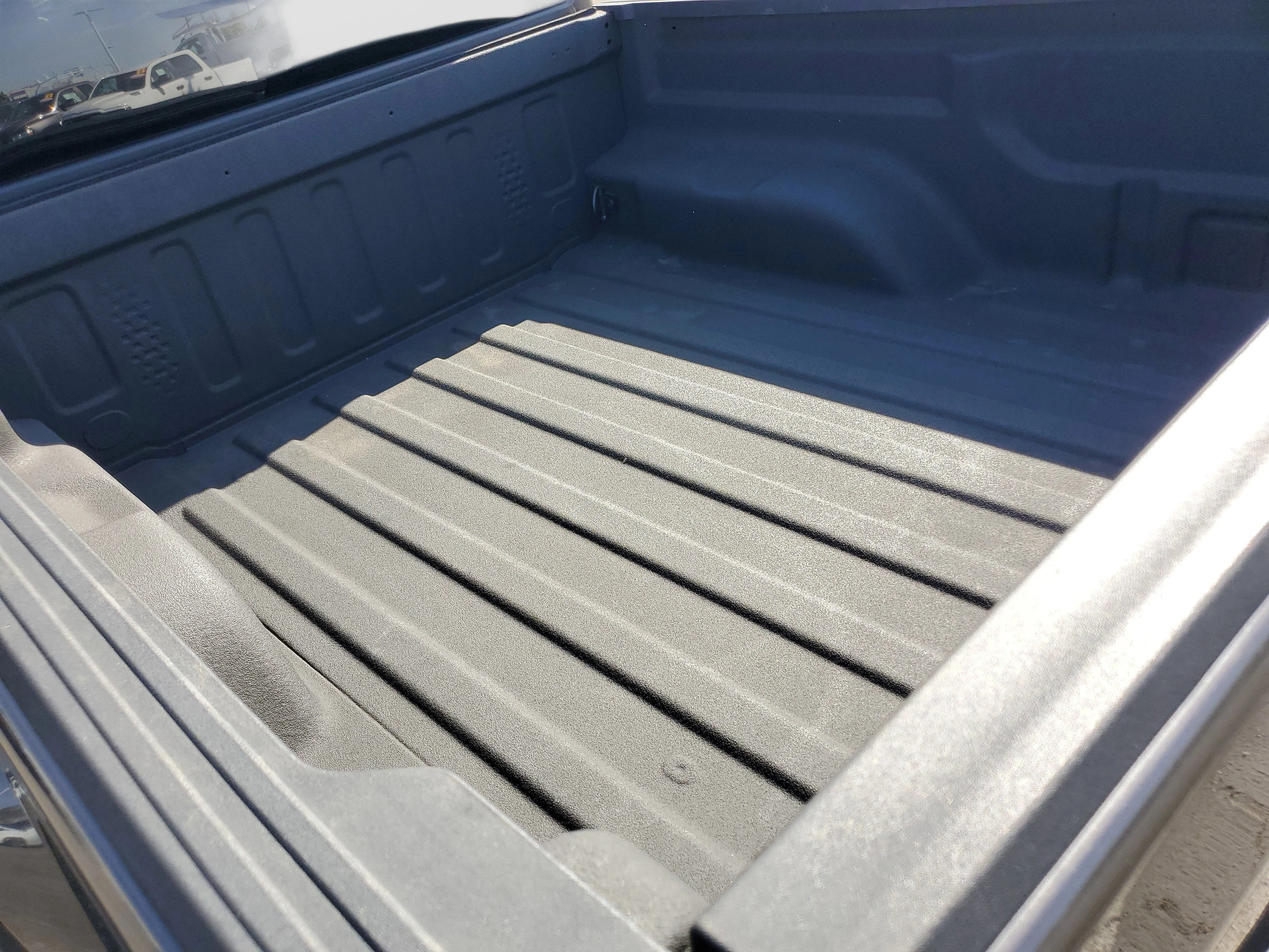 Used 2024 Gray Jeep Sport S image 24