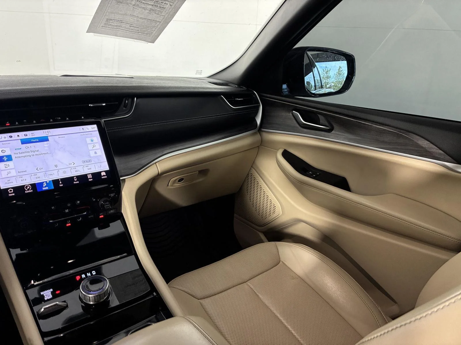 Used 2023 Bright White Clearcoat Jeep Limited image 19