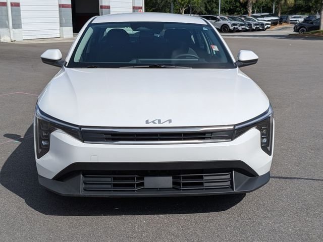 Certified Used 2025 White Kia LXS image 8
