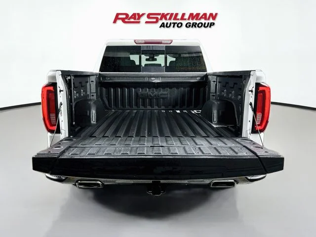 Used 2021 White GMC SLT image 28