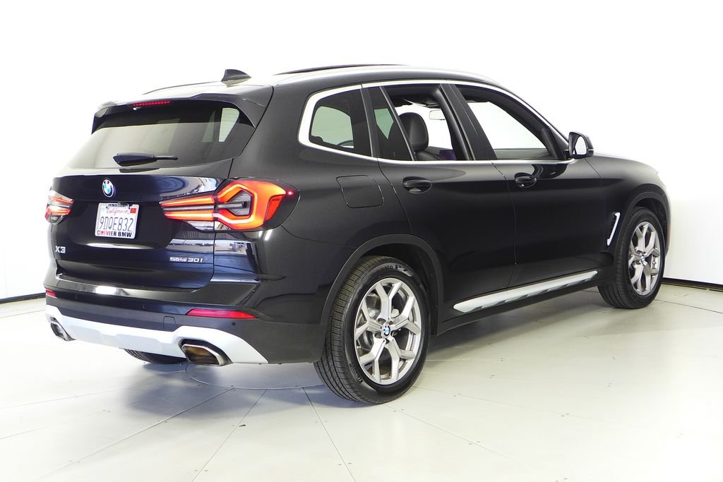 Used 2023 Black Sapphire Metallic BMW sDrive30i image 7