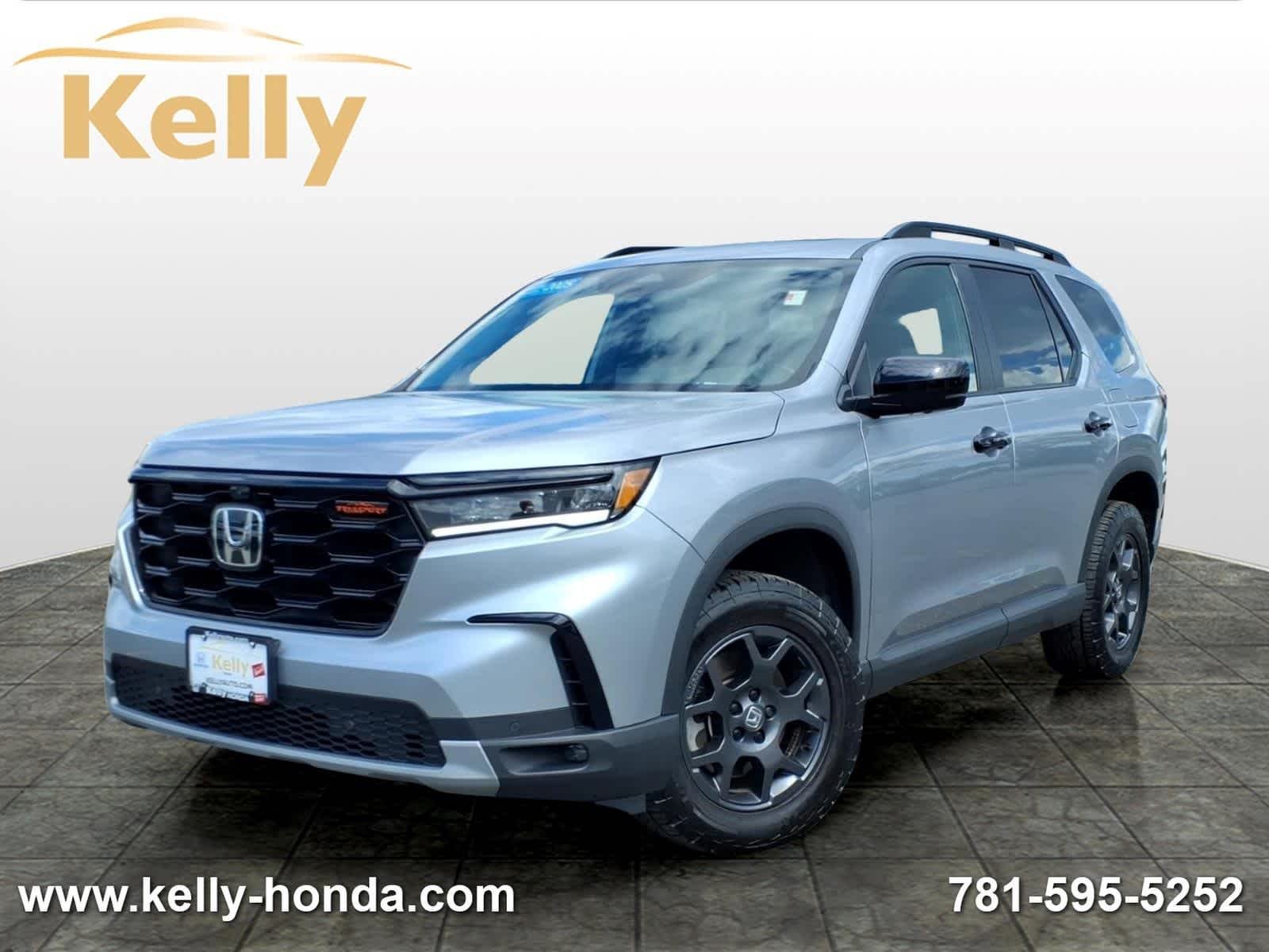2025 Honda Pilot TrailSport AWD's photo