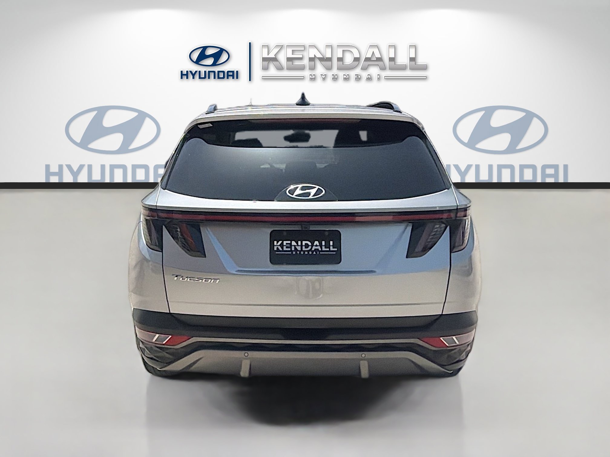 Used 2024 Shimmering Silver Hyundai Limited image 5