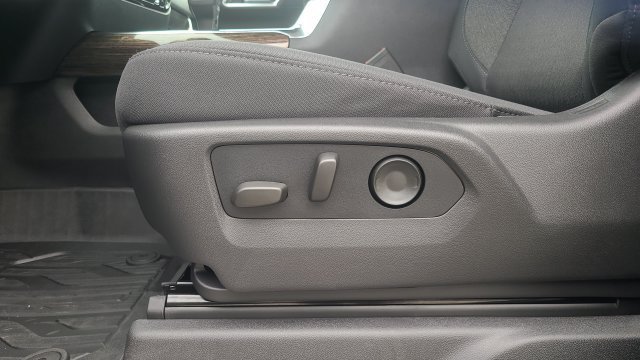 New 2026 Onyx Black GMC Elevation image 12