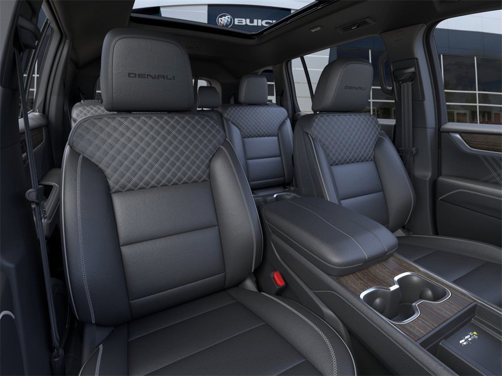 2026 GMC Acadia Denali - Photo 16