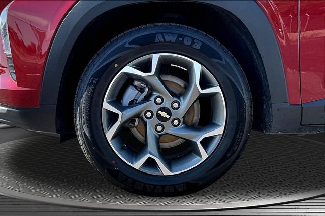 Used 2025 Red Chevrolet LT image 33