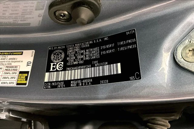 Used 2024 Celestite Toyota LE image 37