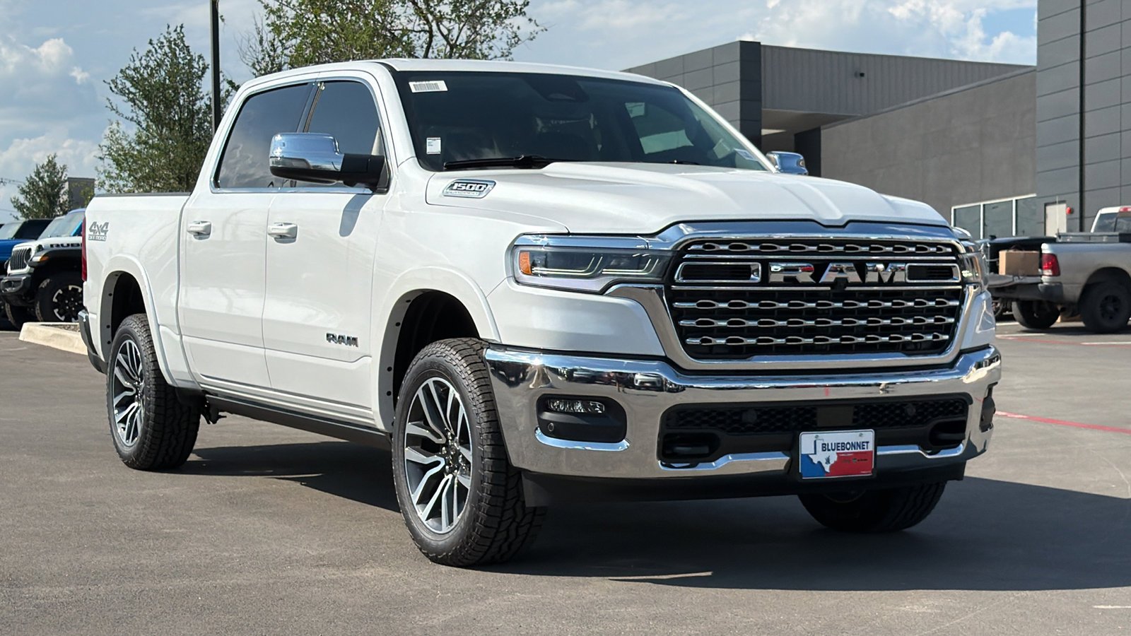 New 2026 Ivory White Tri-Coat Pearl-Coat Exterior Paint RAM Longhorn image 3