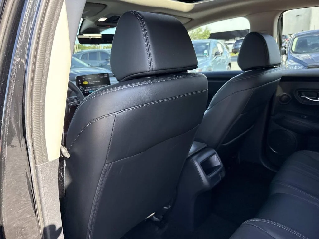 Used 2025  Honda EX-L image 13
