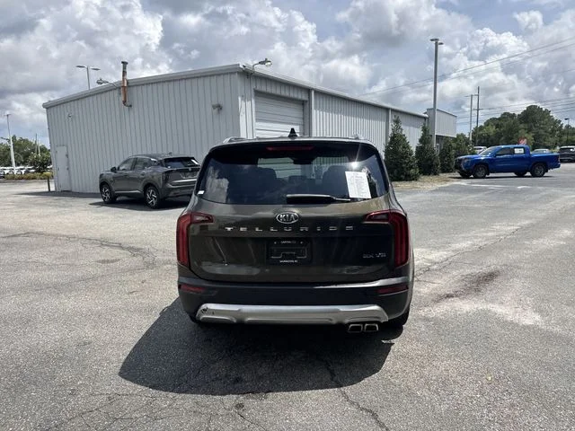 Used 2020 Green Kia EX image 6