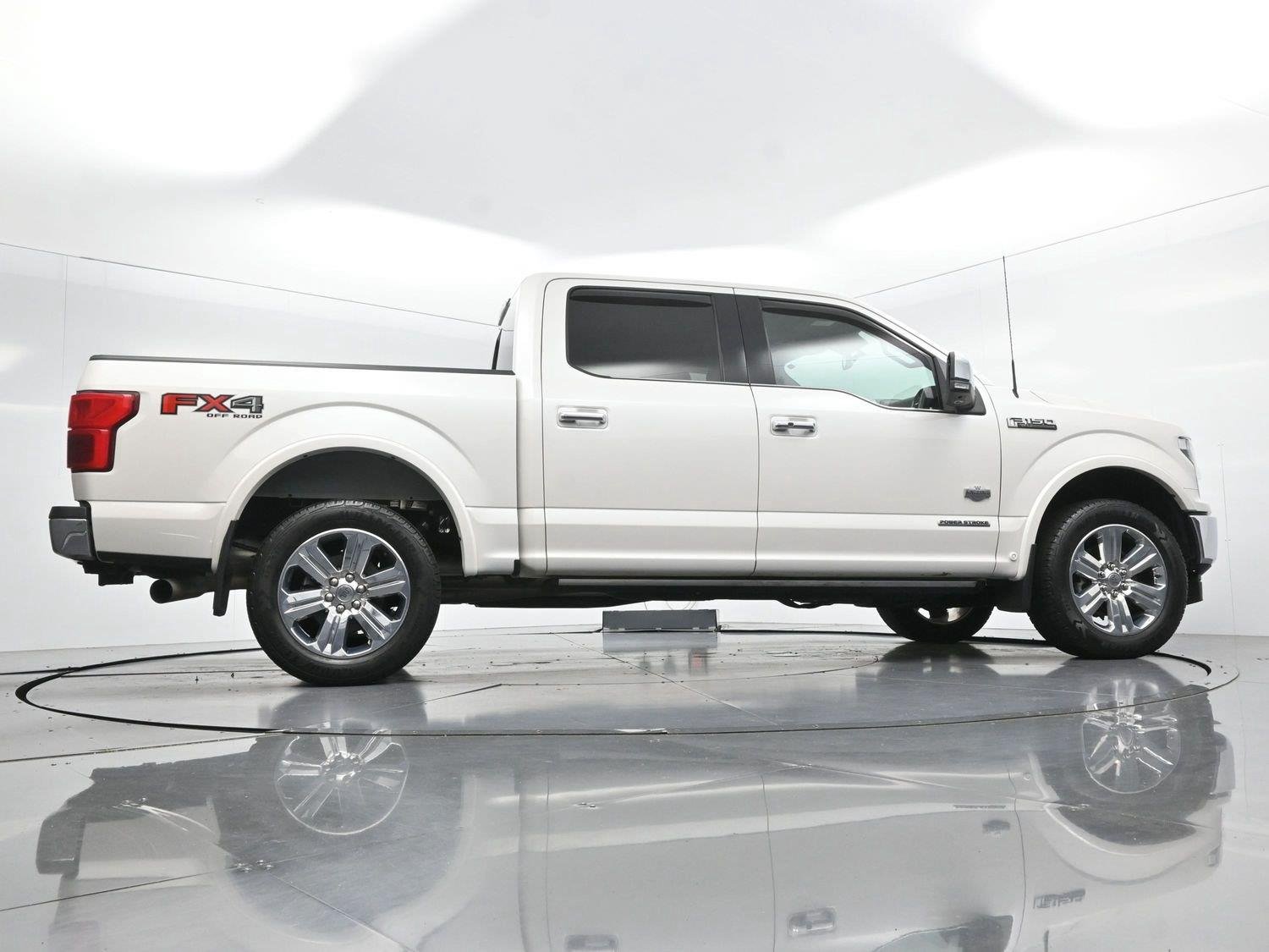 Used 2018 White Platinum Metallic Tricoat Ford XL image 61