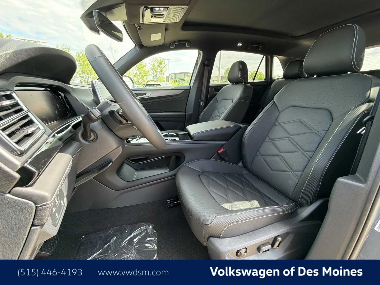 New 2026 Pure Gray Volkswagen 2.0T SE w/Technology image 11