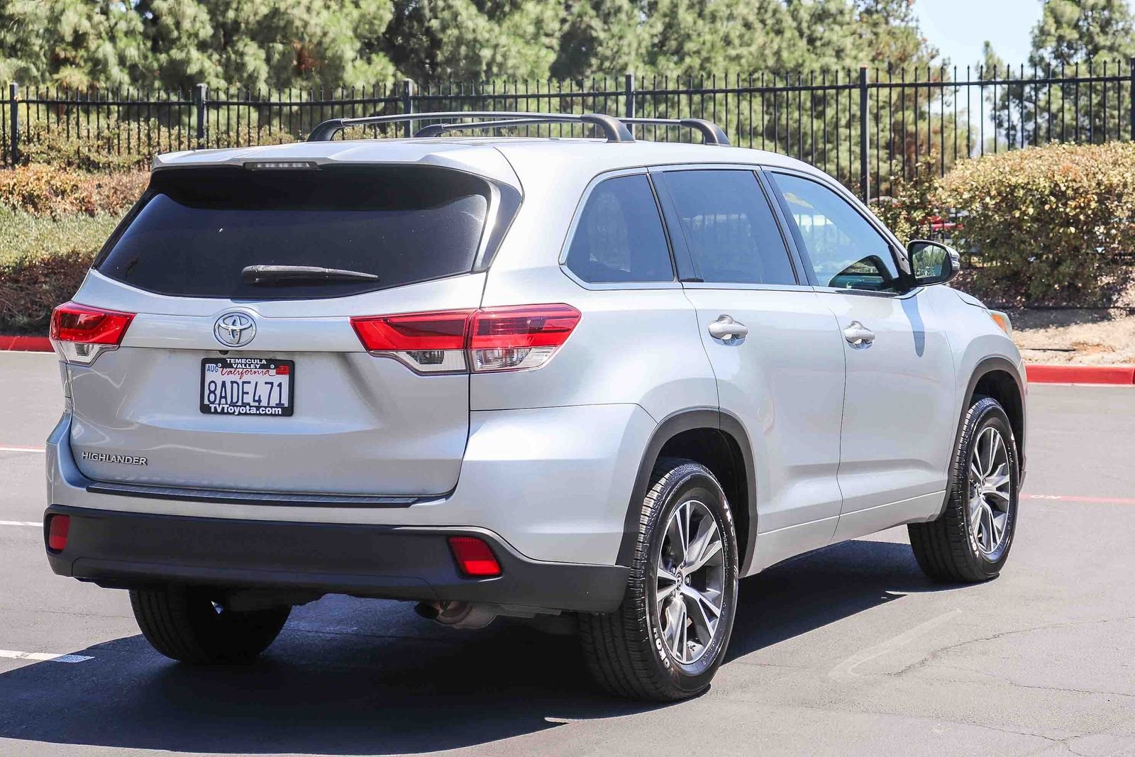 Used 2017 Celestial Silver Metallic Toyota LE image 7