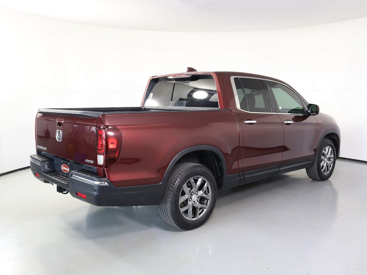 Used 2017 Deep Scarlet Pearl Honda RTL-E Crew Cab image 5
