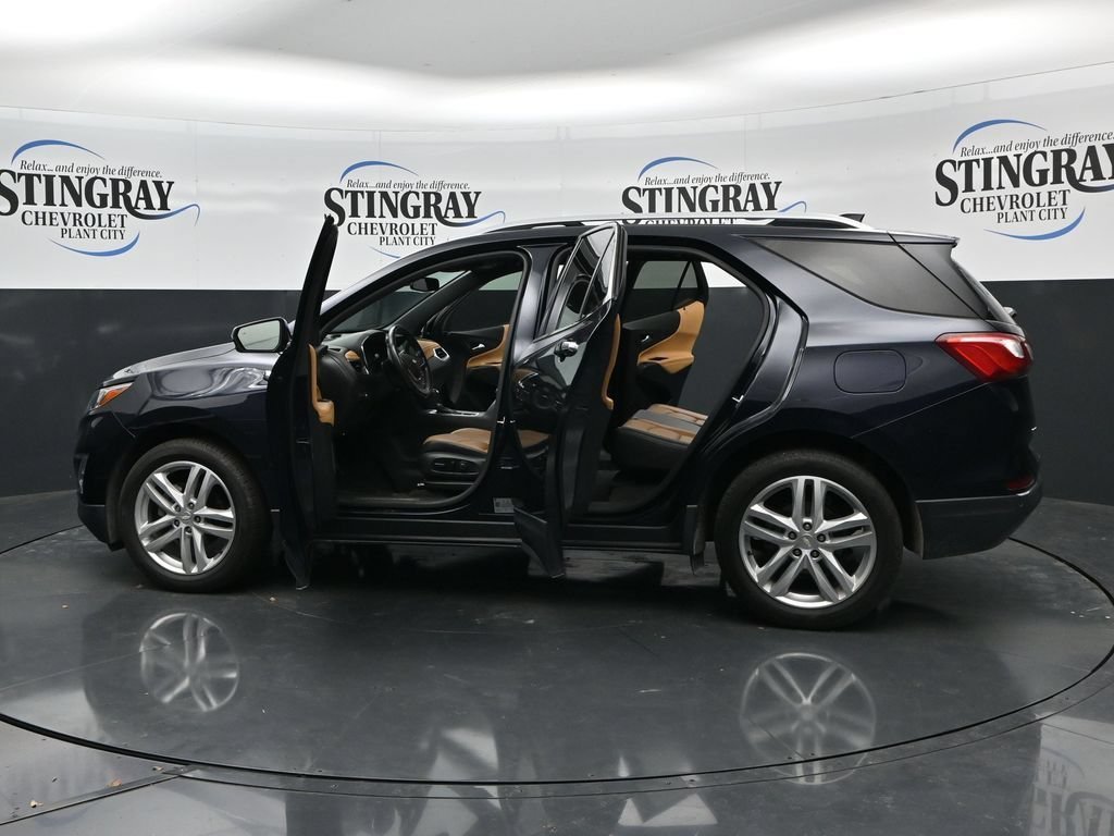 Used 2021 MIDNIGHT BLUE METALLIC Chevrolet Premier image 37