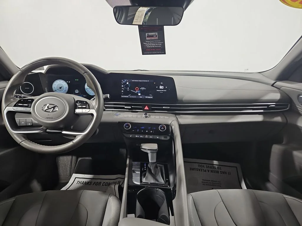 Used 2023 Silver Hyundai SEL image 14