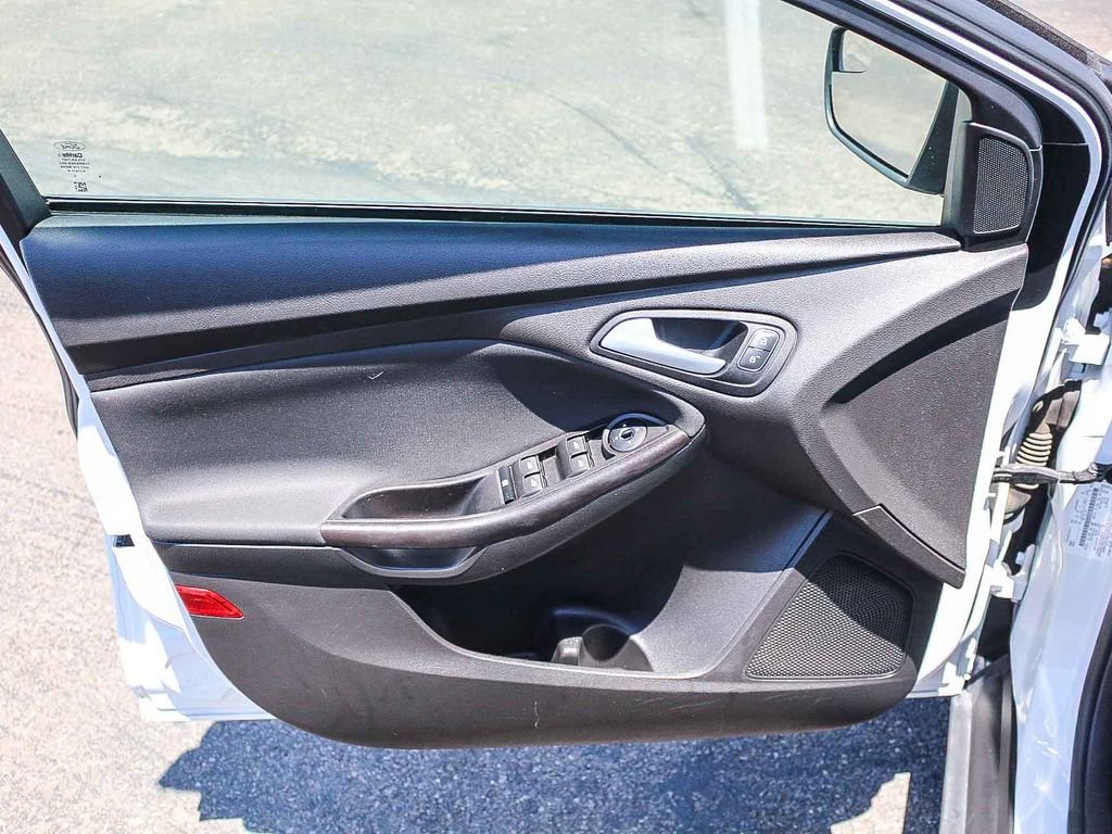 Used 2018 White Ford SE image 22