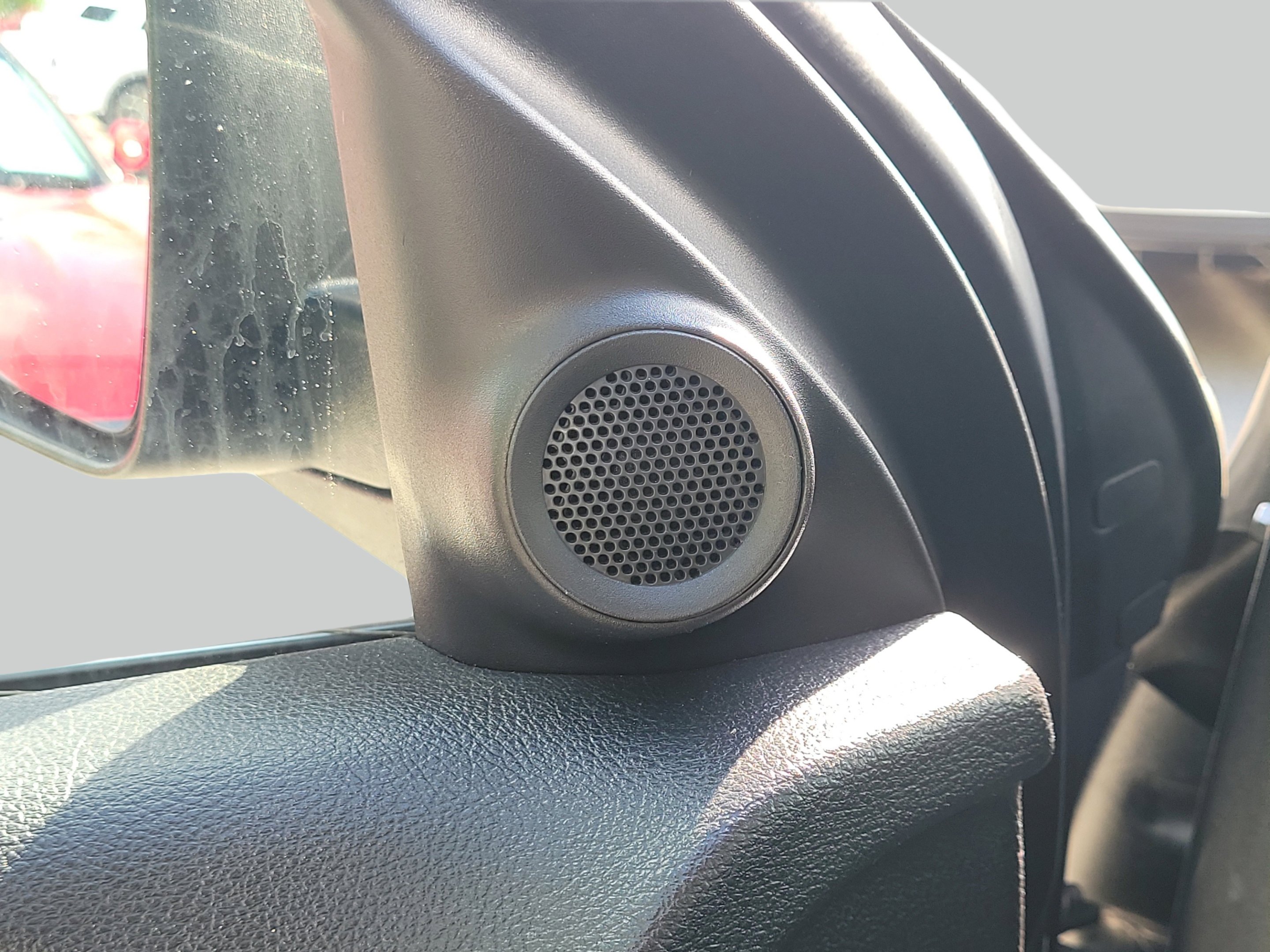 Used 2012 Mineral Gray Metallic Clearcoat Jeep Laredo image 26