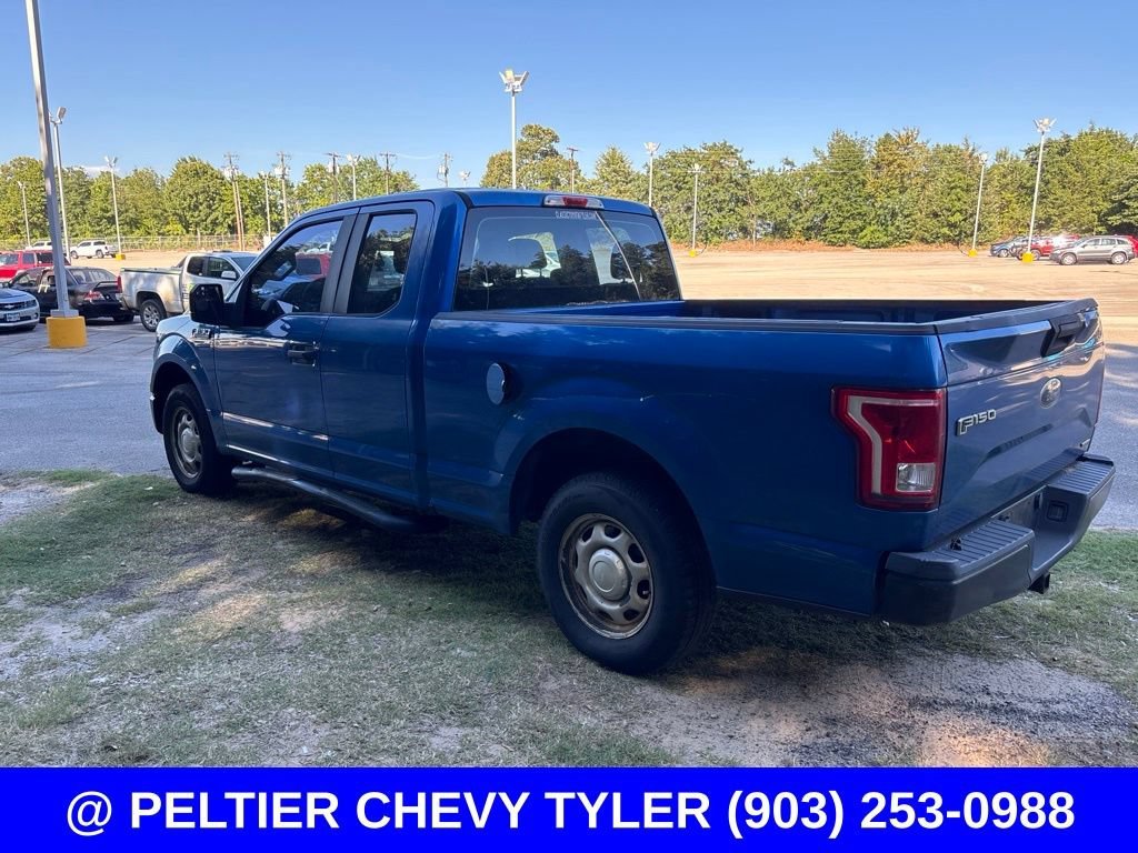 Used 2015  Ford XL image 5