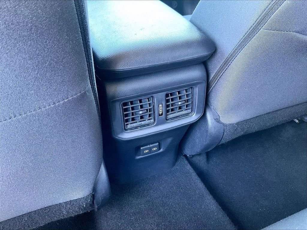 Used 2025 White Toyota XLE image 28