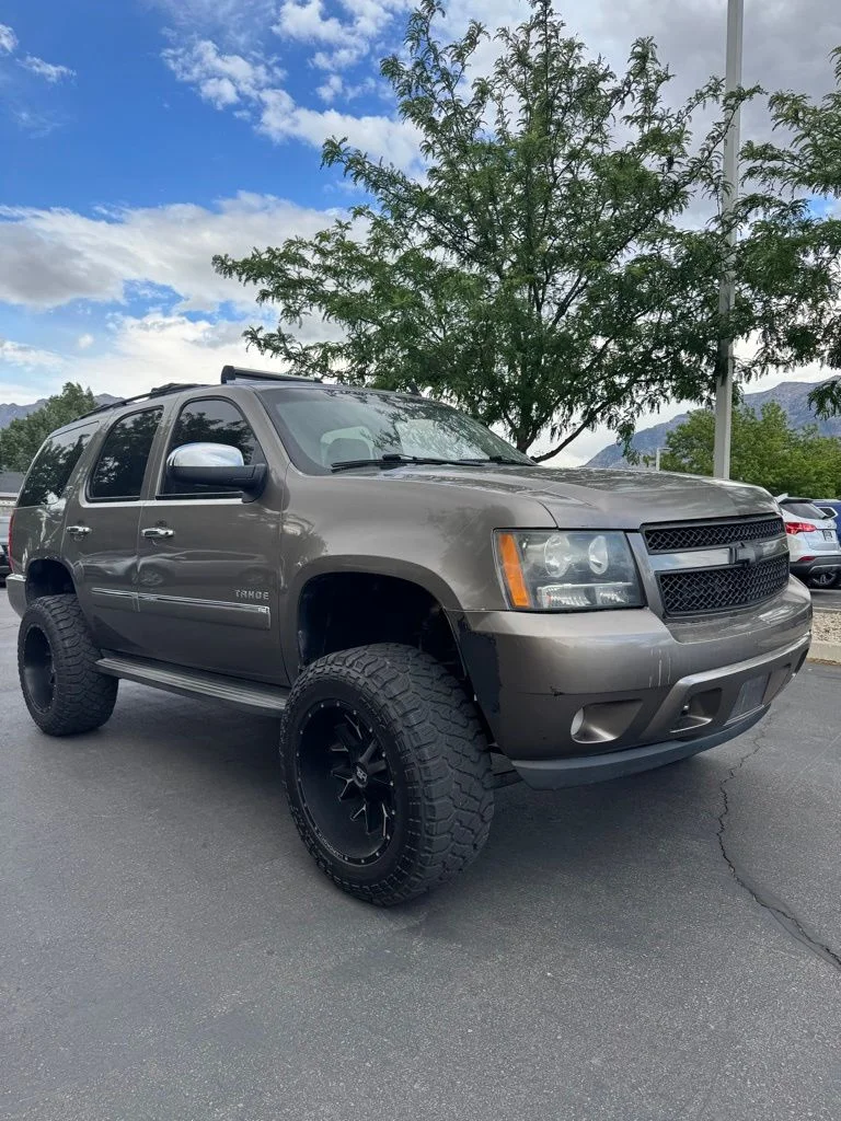 Used 2012 Gray Chevrolet LTZ image 4