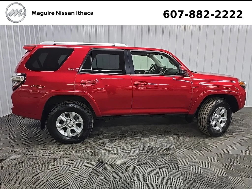 Used 2018 Red Toyota SR5 image 3
