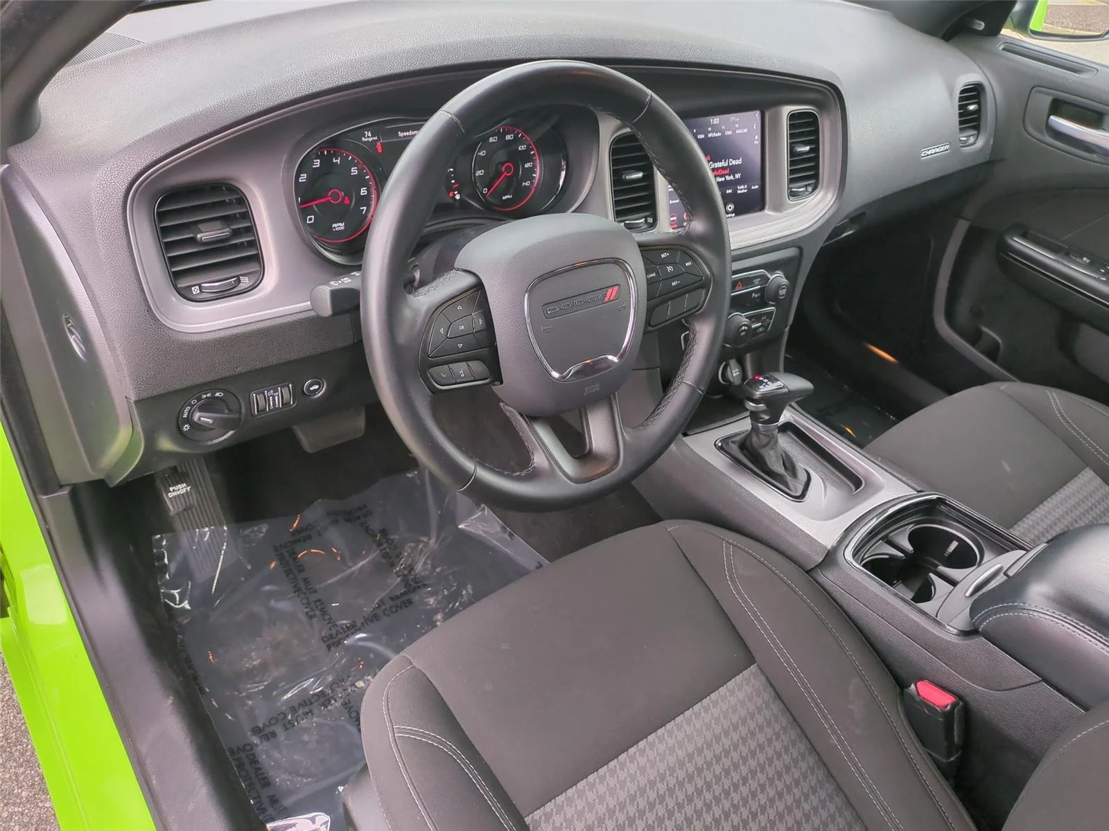 Used 2023 Sublime Metallic Clearcoat Dodge SXT image 19