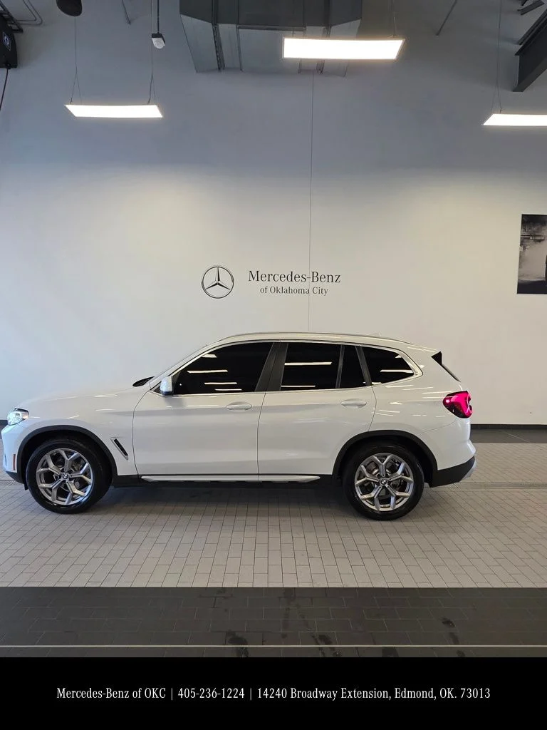 Used 2023 White BMW xDrive30i image 5