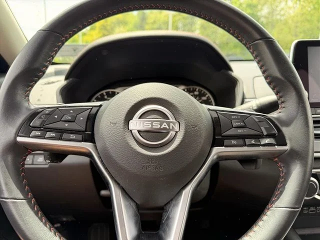 Used 2023 White Nissan 2.5 SR image 19