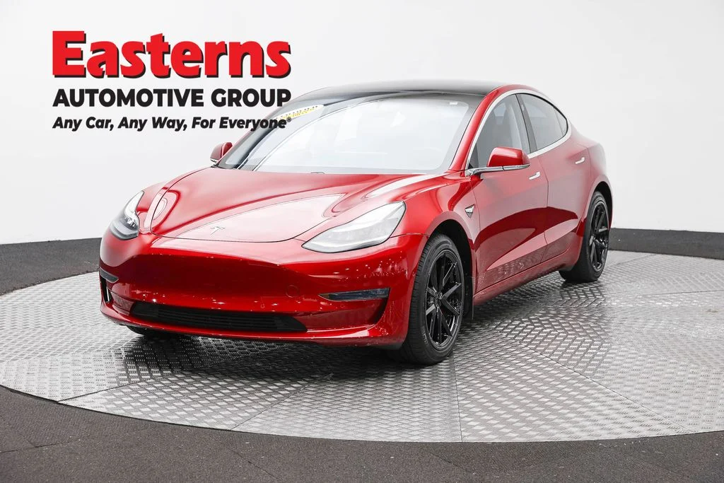 Used 2019 Red Tesla Long Range image 1