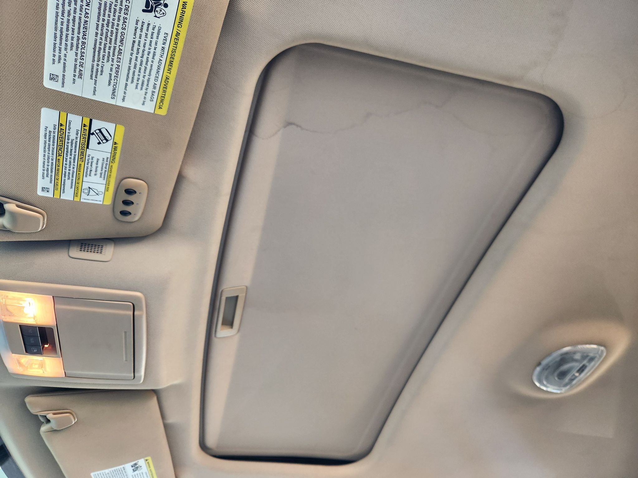 Used 2013 White Platinum Metallic Tri-Coat Ford Lariat image 26