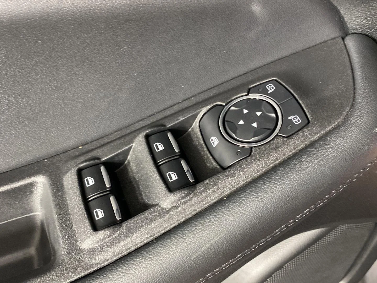 Used 2024 Carbonized Gray Ford SEL image 13