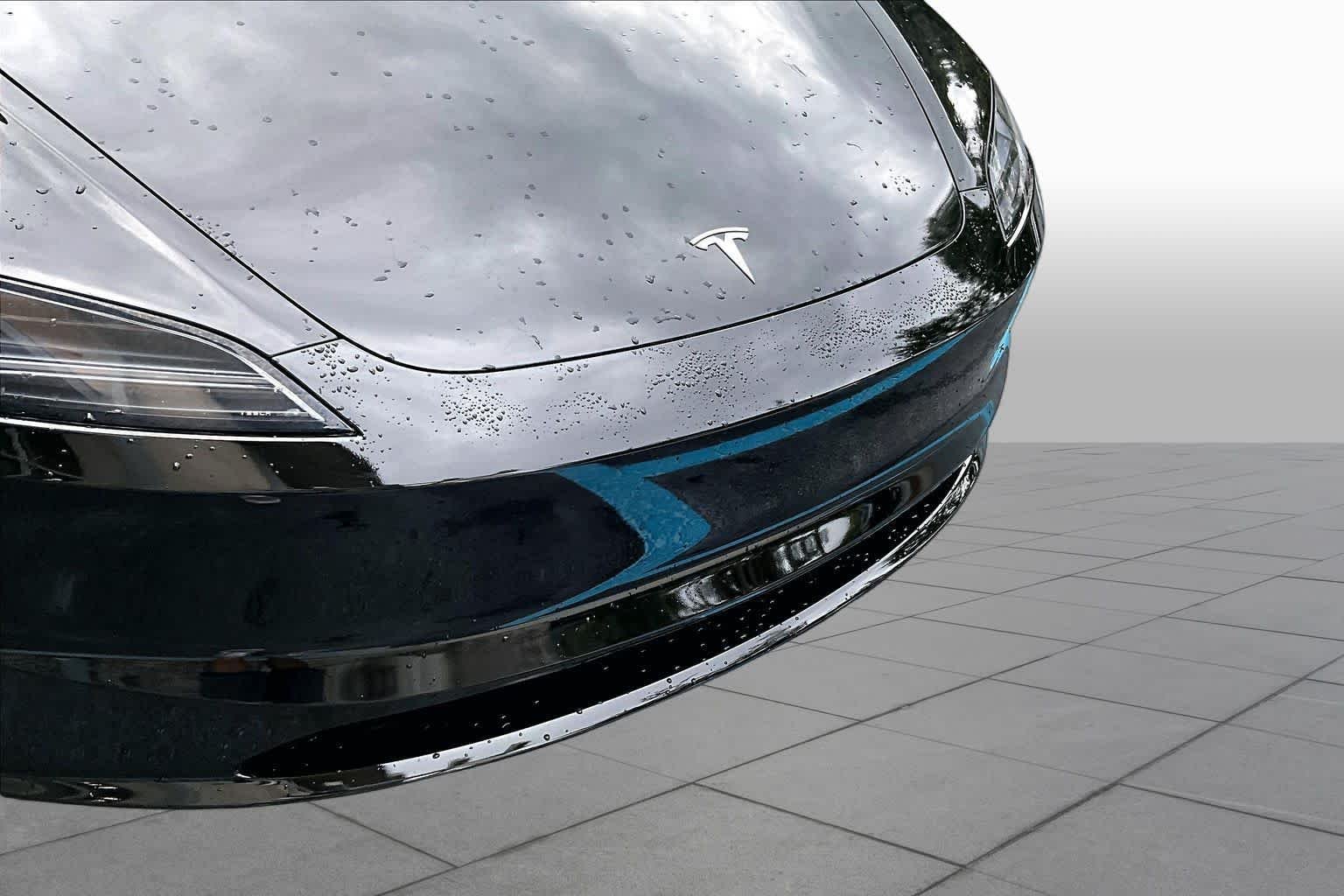 Used 2025  Tesla Long Range image 38