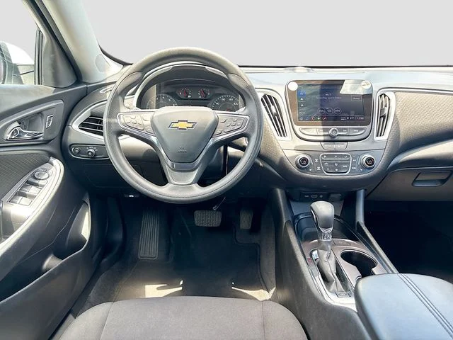 Used 2024 White Chevrolet LT image 22