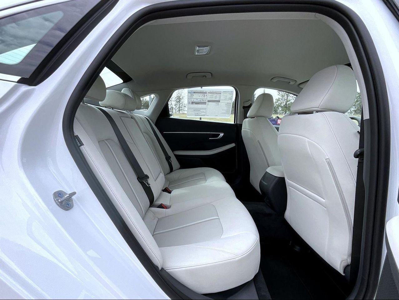 New 2026 White Hyundai SEL Sport image 19