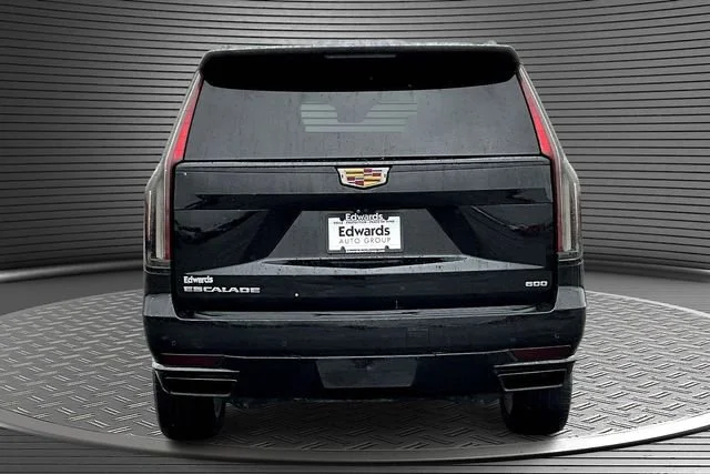 Used 2021 Black Raven Cadillac Sport Platinum image 5