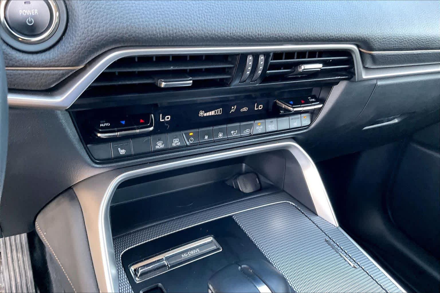 Used 2025 Platinum Quartz Mazda Preferred Package image 33