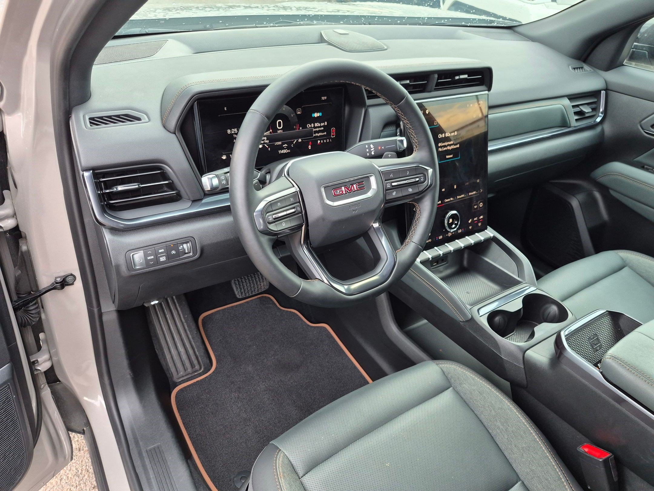 Used 2026 Riverstone Metallic GMC AWD AT4 image 14