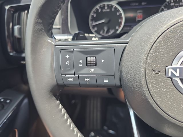 2025 Nissan Pathfinder SV - Photo 25