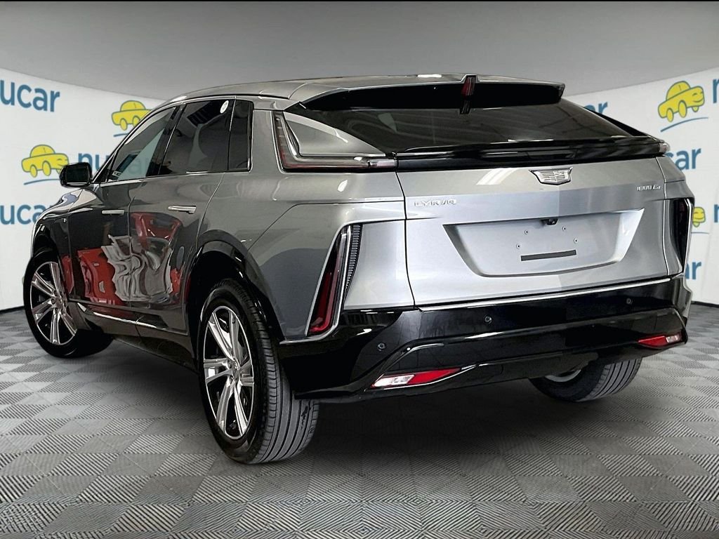 Used 2024 Silver Cadillac Tech image 4