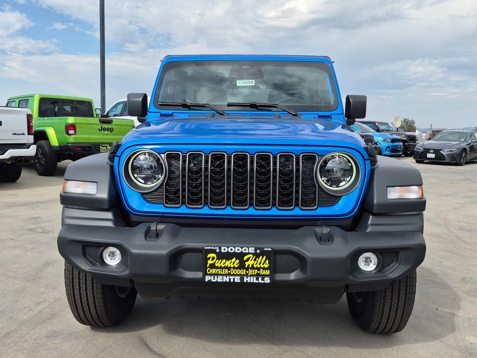 New 2026 Hydro Blue Pearl-Coat Exterior Paint Jeep Sport S image 2