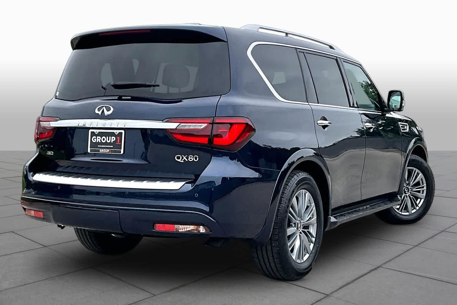Used 2023 Hermosa Blue INFINITI LUXE image 13
