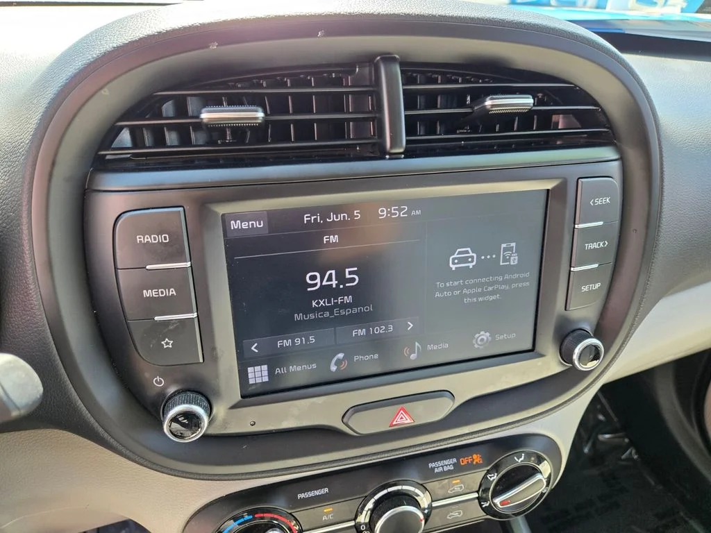 2023 Kia Soul LX - Photo 23