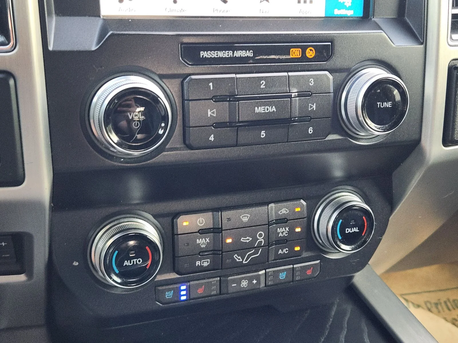 Used 2019 Gray Ford Platinum image 18