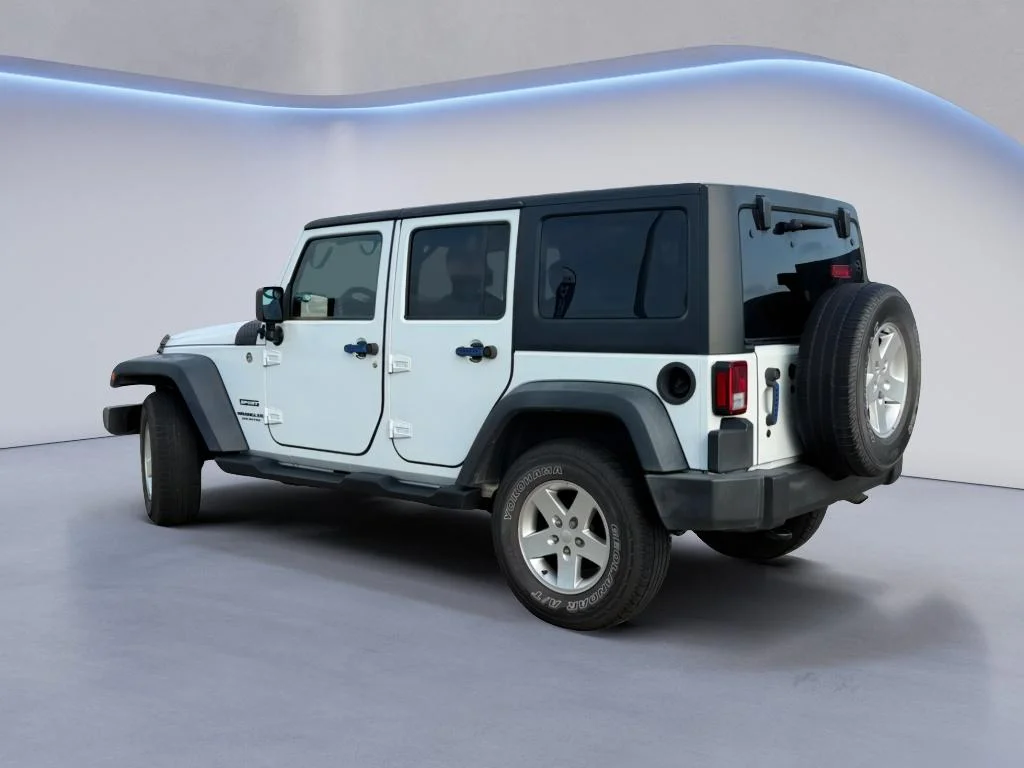 Used 2015 Bright White Clearcoat Jeep Sport image 3