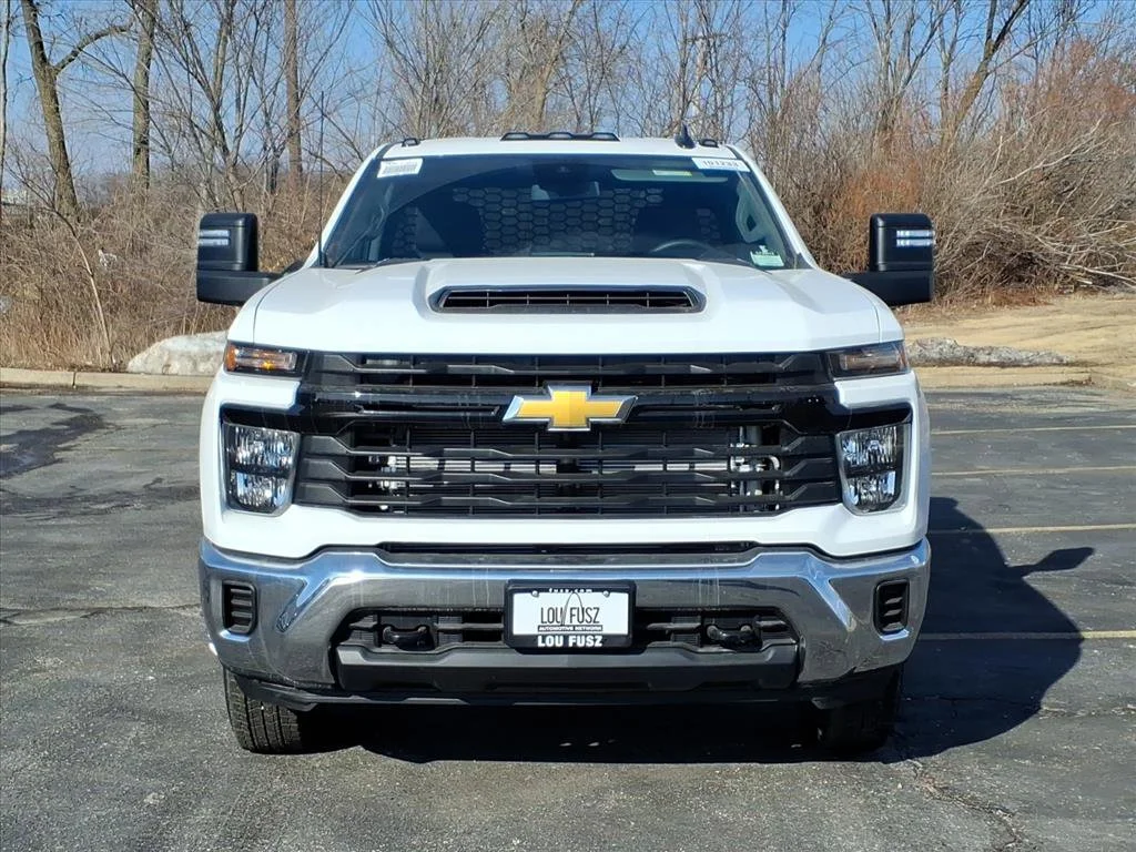 New 2026 Summit White Chevrolet Work Truck image 23
